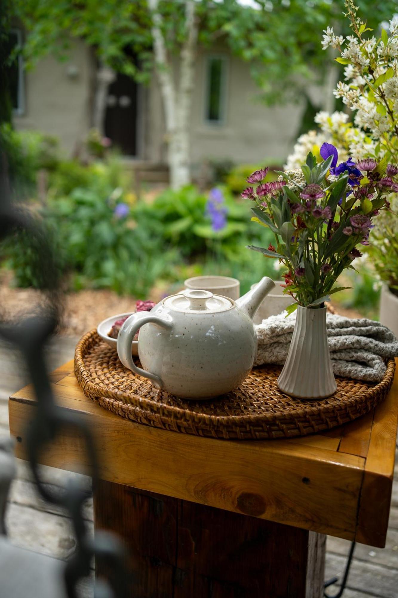 Owl'S Nest Suites Carrying Place Ngoại thất bức ảnh