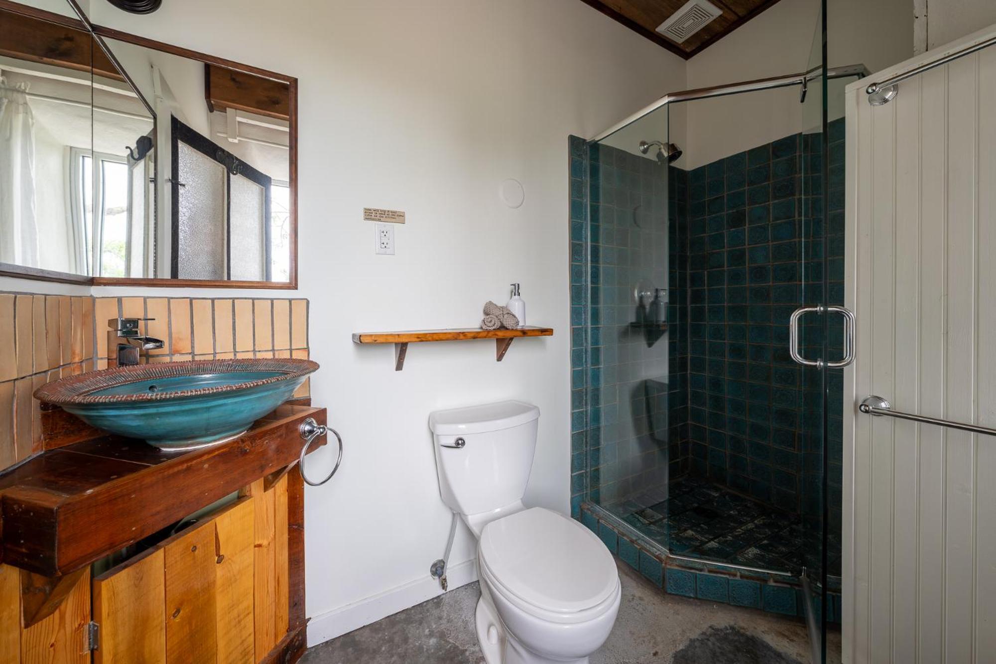 Owl'S Nest Suites Carrying Place Ngoại thất bức ảnh