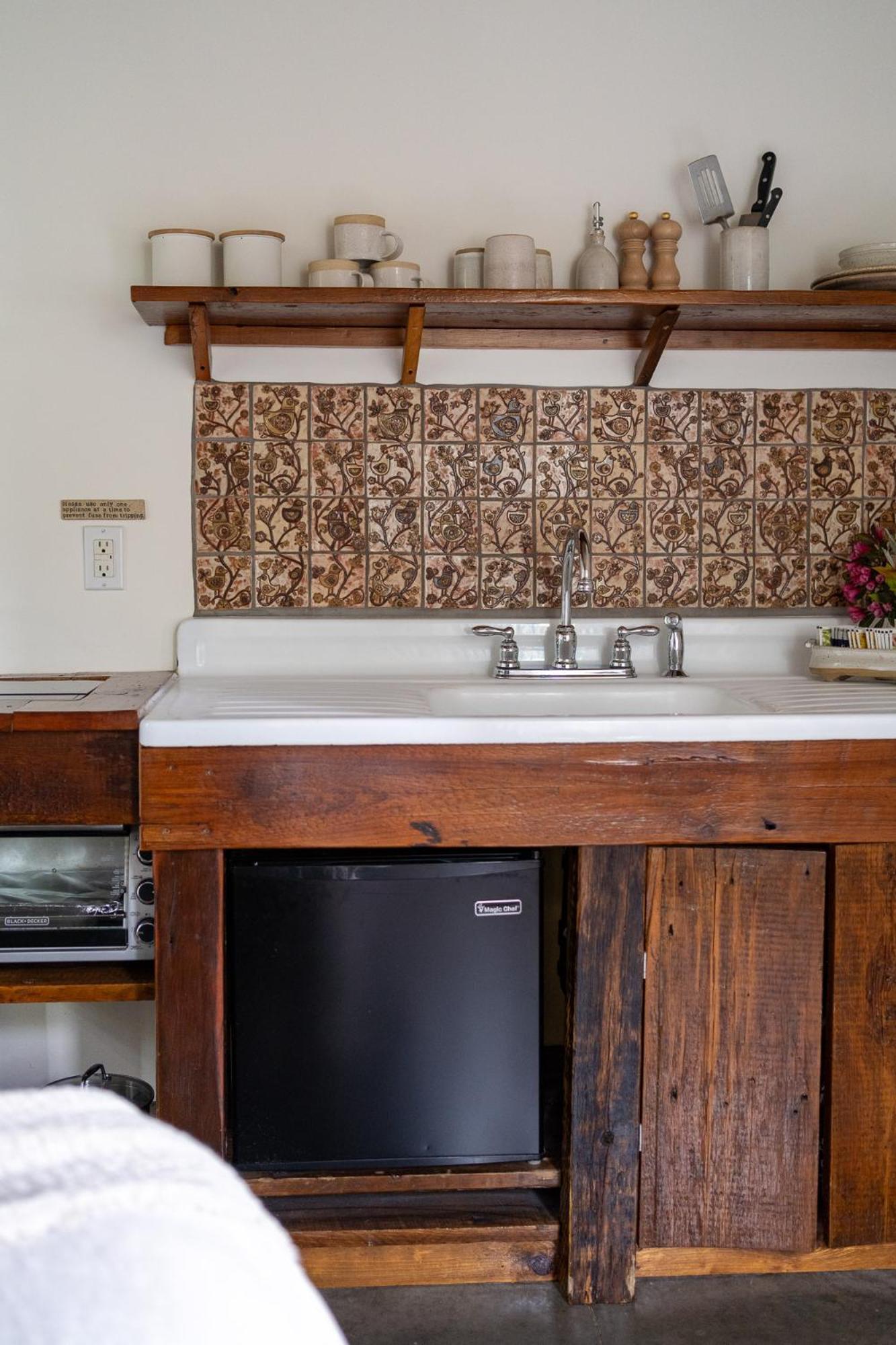 Owl'S Nest Suites Carrying Place Ngoại thất bức ảnh